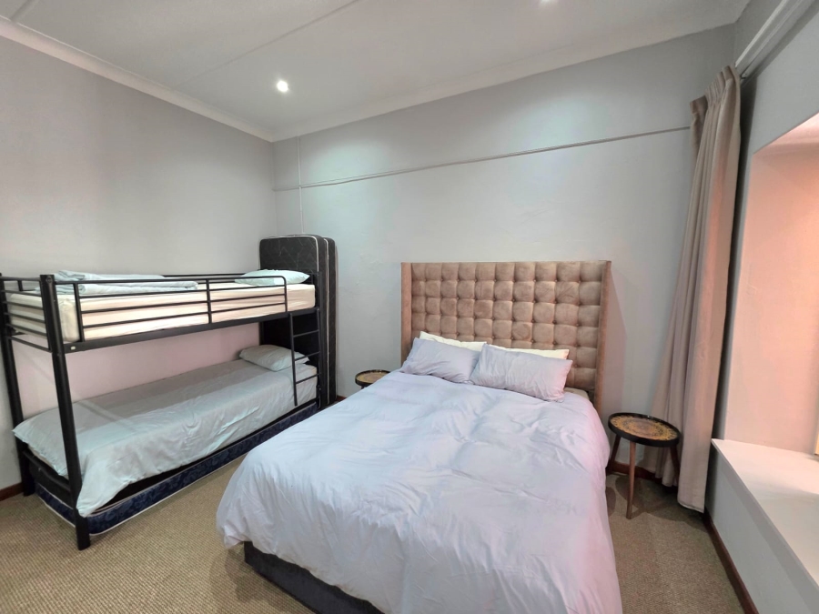 8 Bedroom Property for Sale in Bethlehem Rural Free State